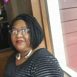 Meet your Posher, Jeanette